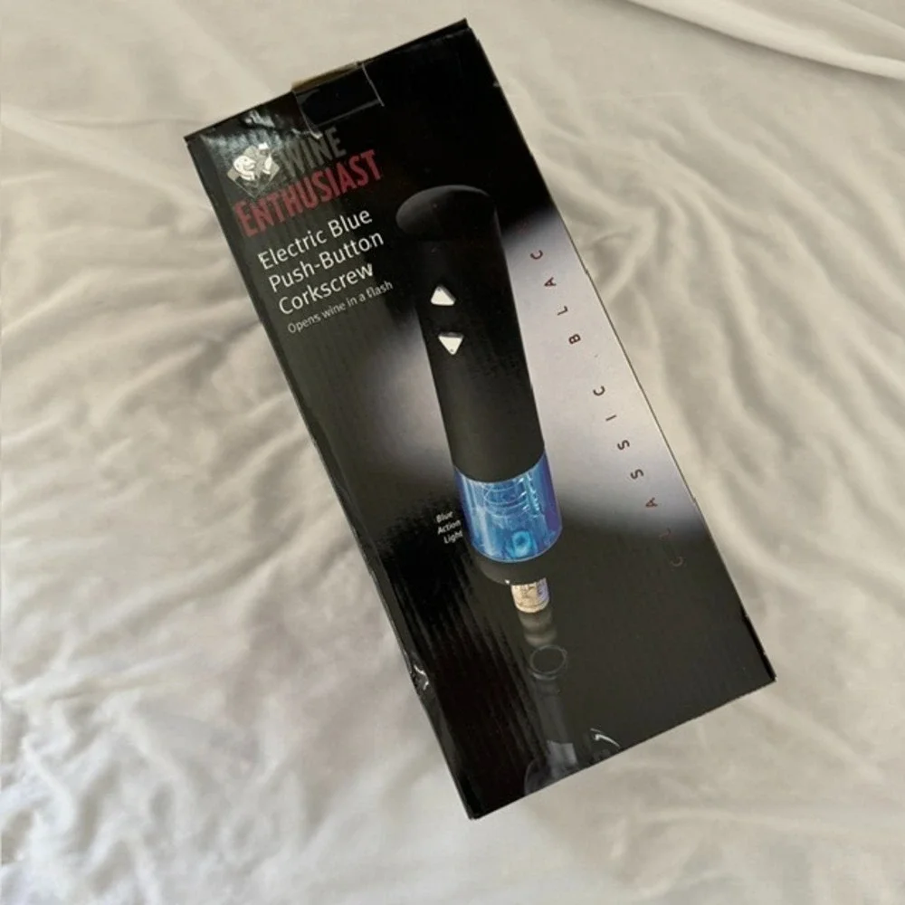 Wine Enthusiast Electric Blue Push Button Corkscrew Wine Opener TESTED